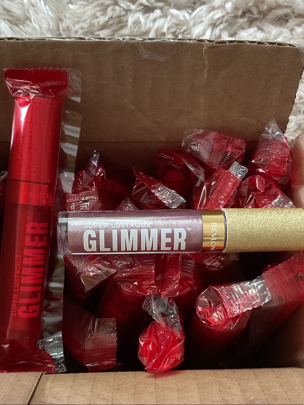 ✨💎 Revlon Super Lustrous Glimmer Gloss Lavendar Lust Sheer
